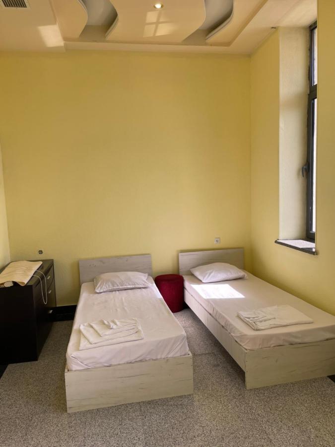 Joy Hotel Apartament Ереван Экстерьер фото