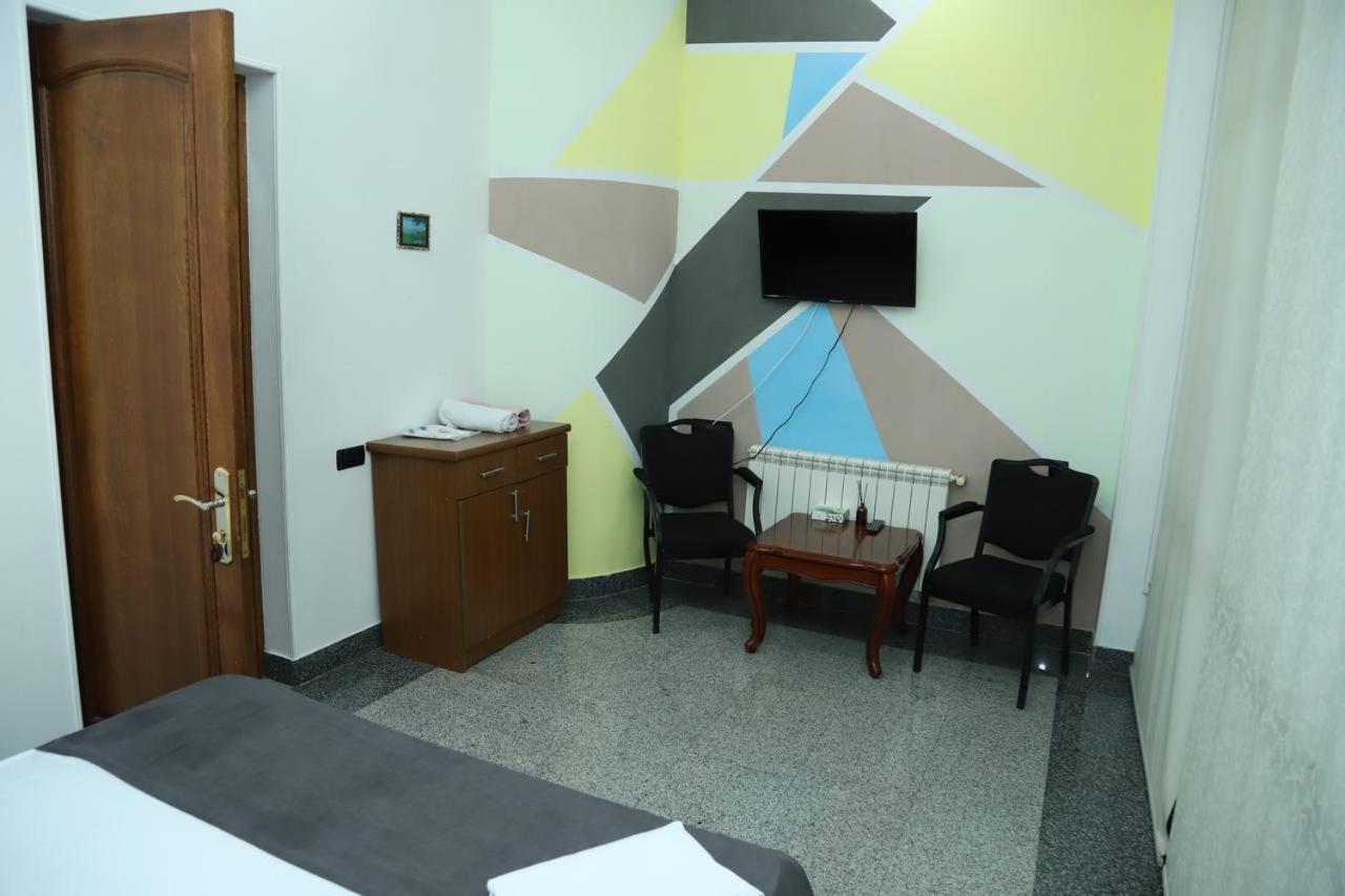 Joy Hotel Apartament Ереван Экстерьер фото